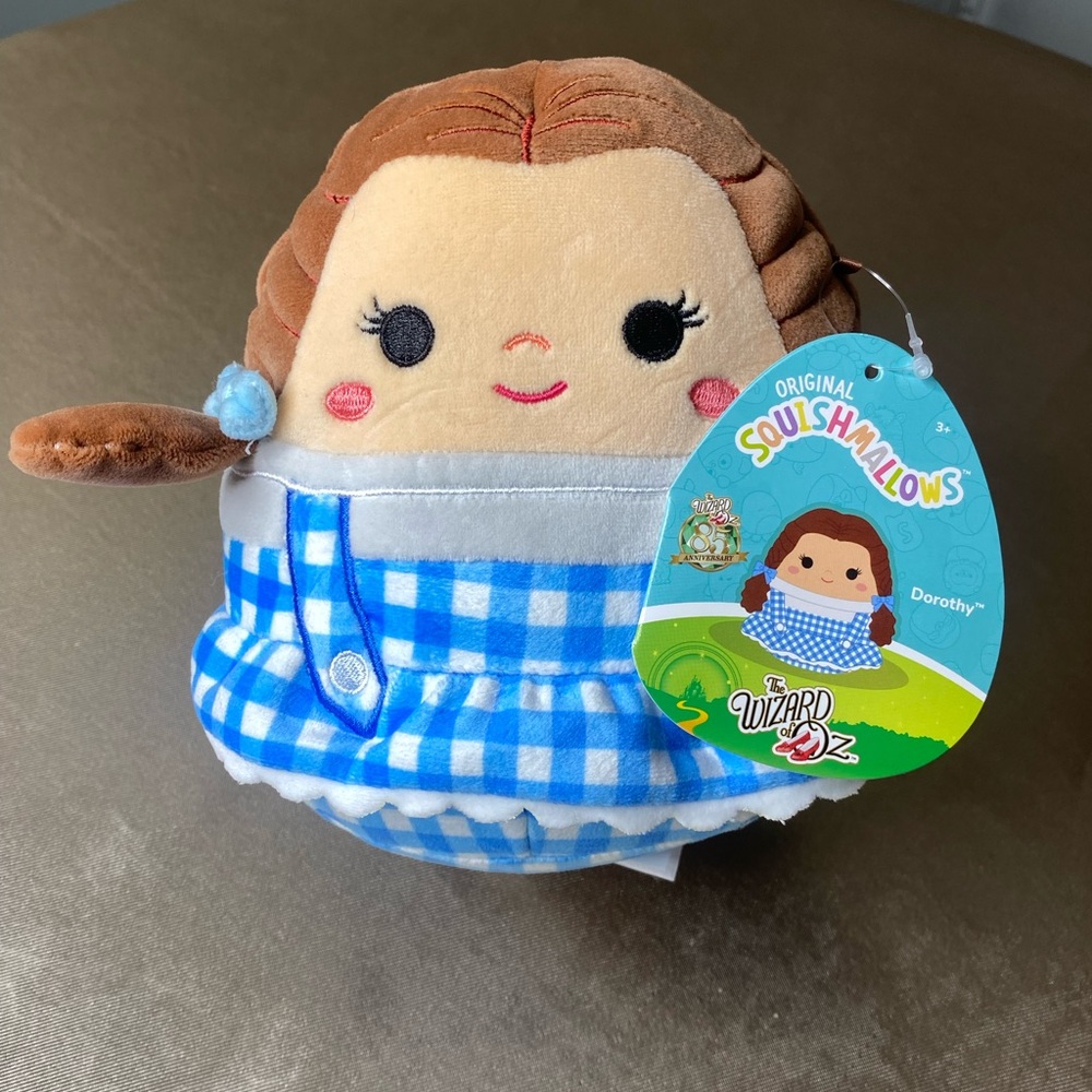 Squishmallows Dorothy NWT! 85th Anniversary Edition